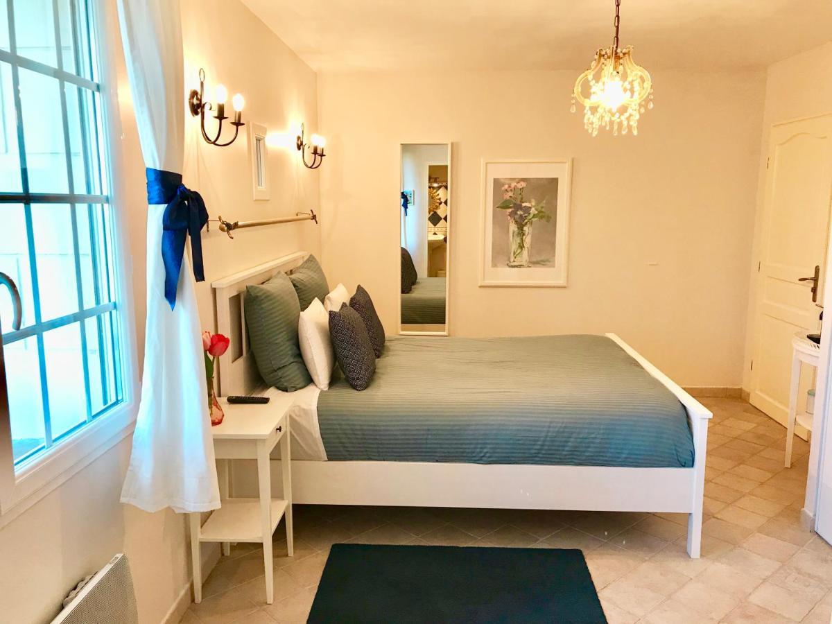 Sans Souci Bed And Breakfast Luxe Heated Pool And Restaurant Luzille Luaran gambar