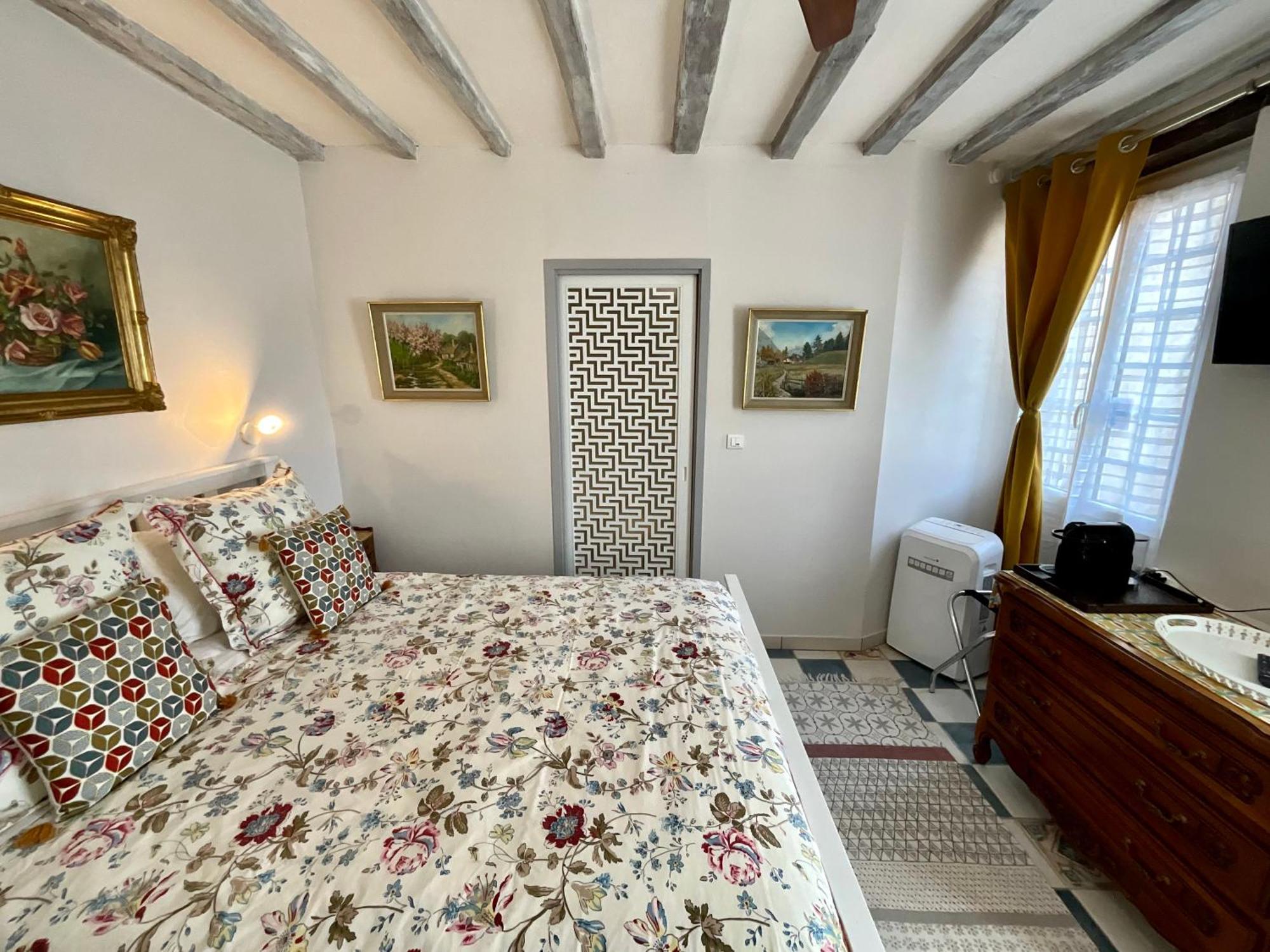 Sans Souci Bed And Breakfast Luxe Heated Pool And Restaurant Luzille Luaran gambar