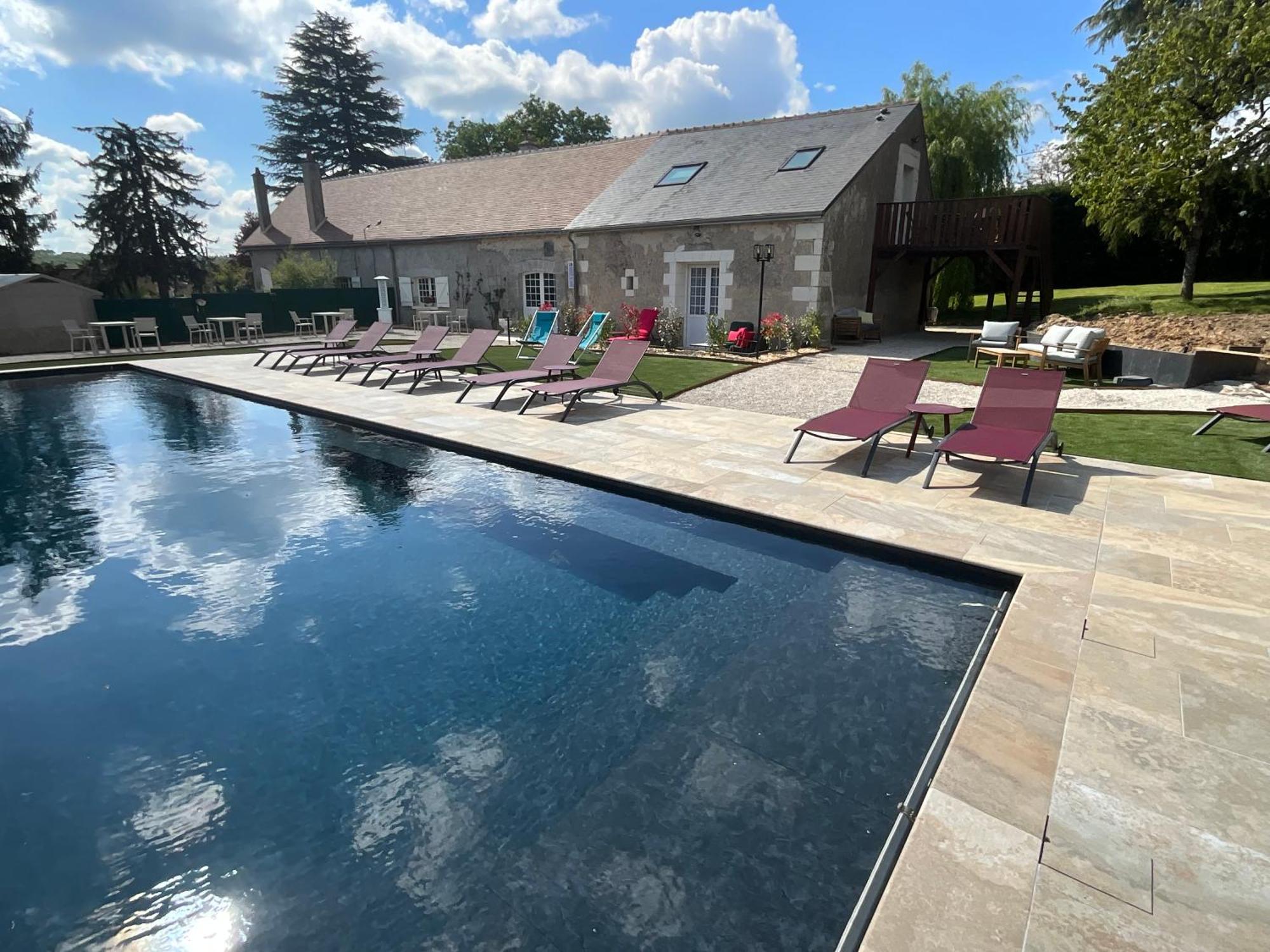 Sans Souci Bed And Breakfast Luxe Heated Pool And Restaurant Luzille Luaran gambar
