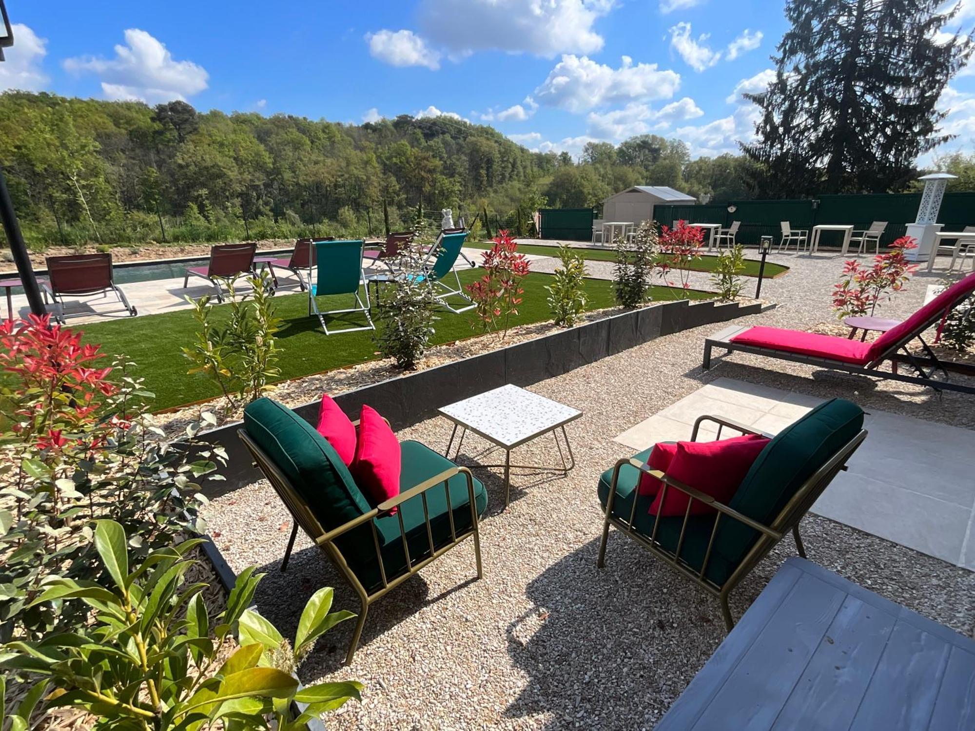 Sans Souci Bed And Breakfast Luxe Heated Pool And Restaurant Luzille Luaran gambar