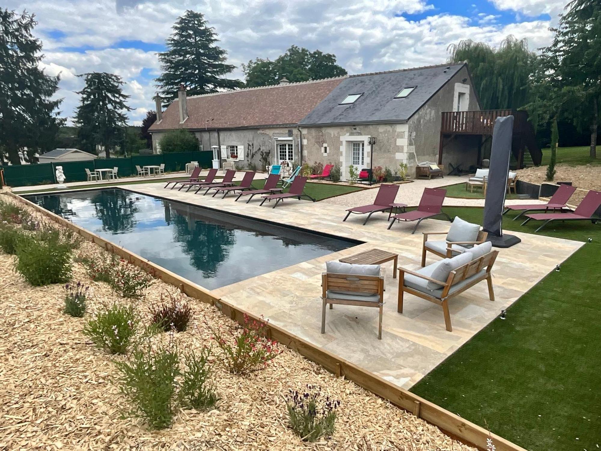 Sans Souci Bed And Breakfast Luxe Heated Pool And Restaurant Luzille Luaran gambar