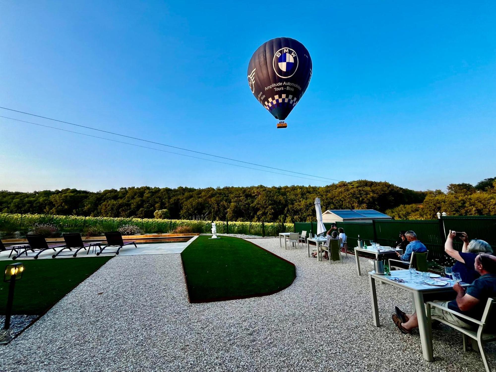 Sans Souci Bed And Breakfast Luxe Heated Pool And Restaurant Luzille Luaran gambar